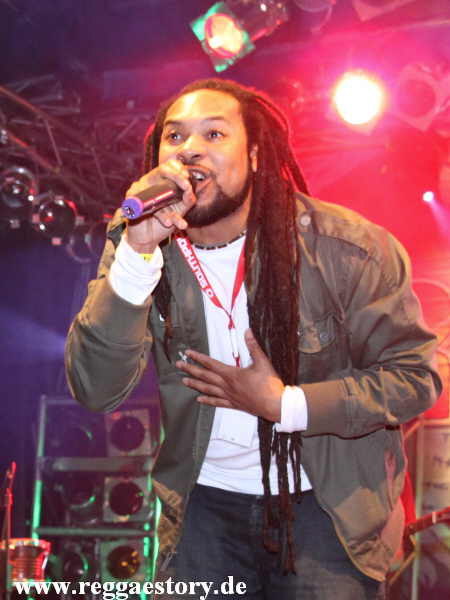 Smiley bei Anthony B - Reggae Jam 2012