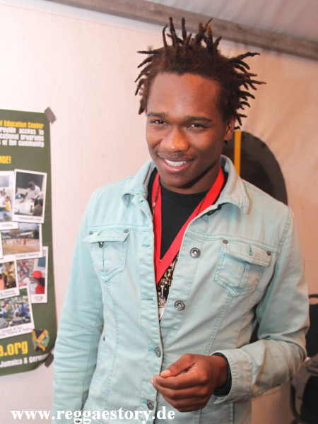 Raging Fyah - Reggae Jam 2012