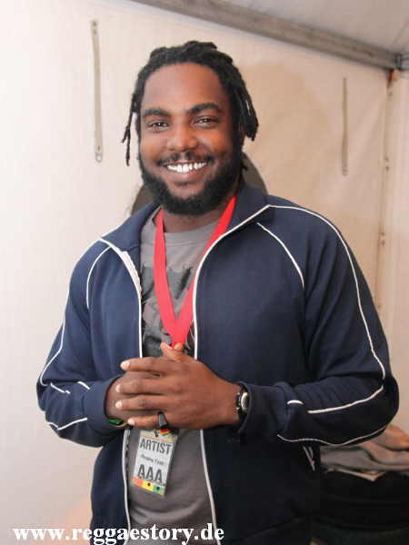Raging Fyah - Reggae Jam 2012