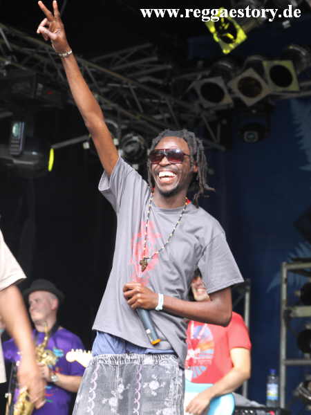 Crosby Bolani bei Vido Jelashe - Reggae Jam 2012