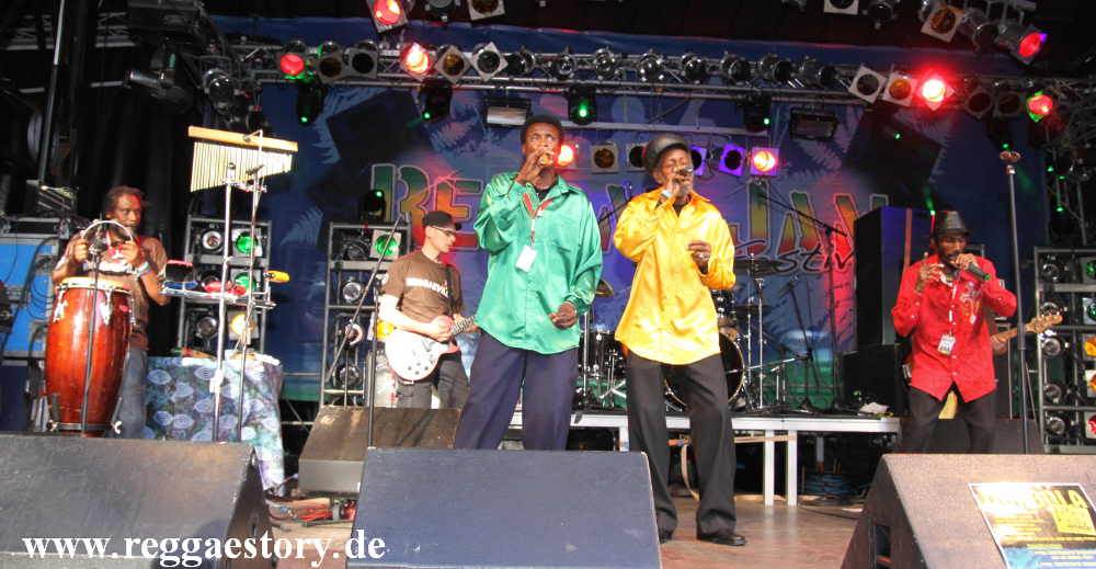 The Jays - Reggae Jam 2012
