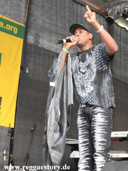 Peter Metro - Reggae Jam 2012