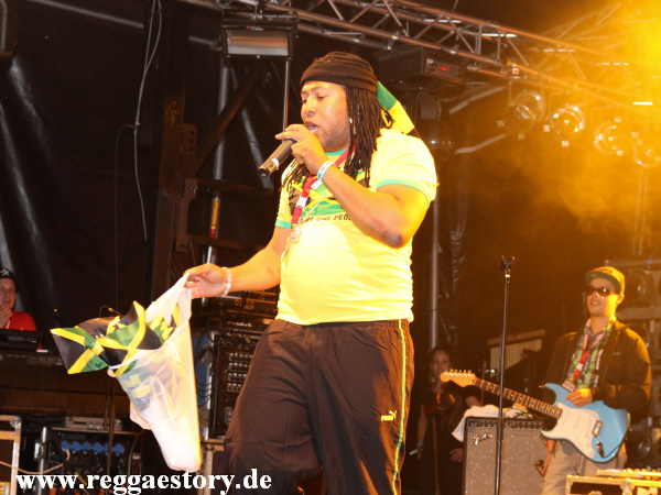 Alozade - Reggae Jam 2012