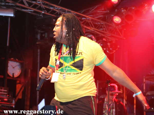Alozade - Reggae Jam 2012