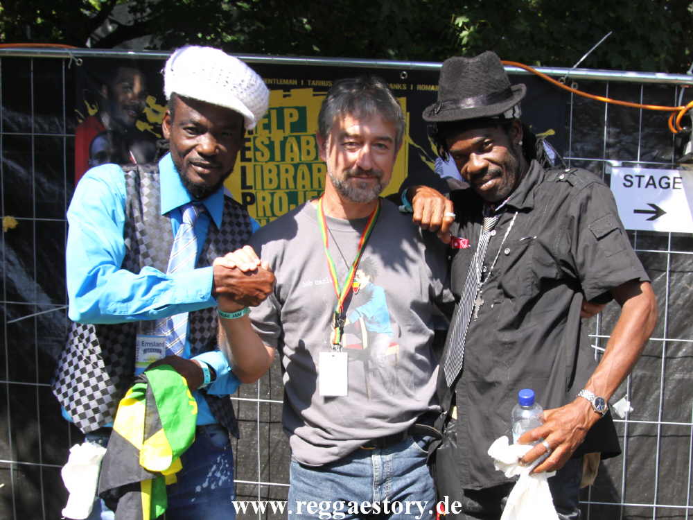 Meeks & Meeks - Backstage - Reggae Jam 2012