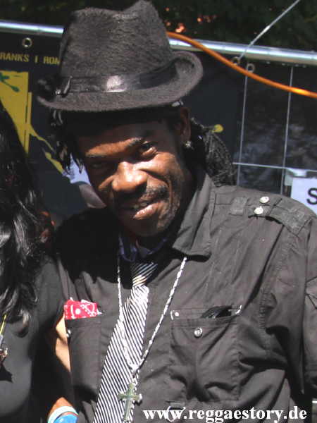 Meeks & Meeks - Backstage - Reggae Jam 2012