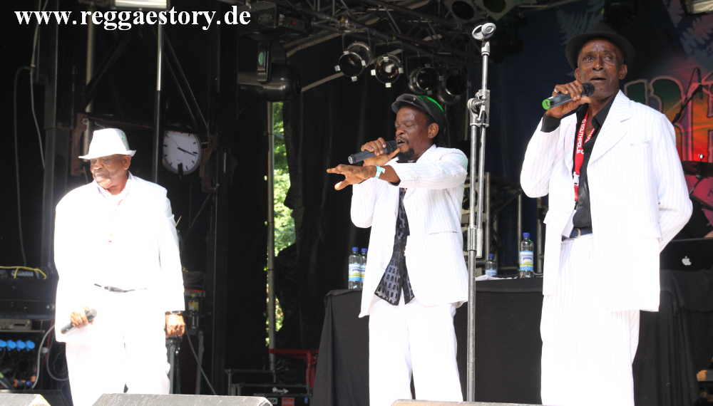 The Silvertones - Reggae Jam 2012