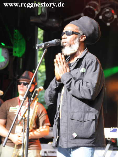 Mighty Diamonds - Reggae Jam 2012
