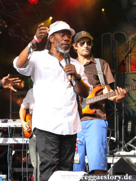 The Mighty Diamonds - Reggae Jam 2012