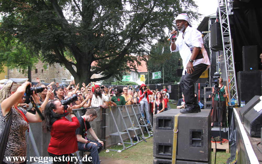 The Mighty Diamonds - Reggae Jam 2012