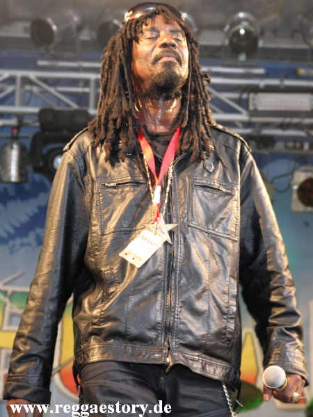 Cornel Campbell - Reggae Jam 2012