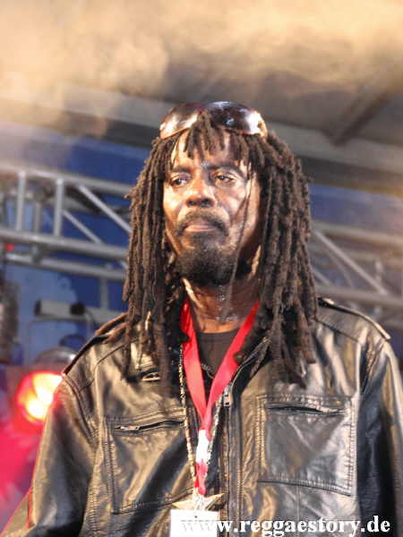 Cornel Campbell - Reggae Jam 2012