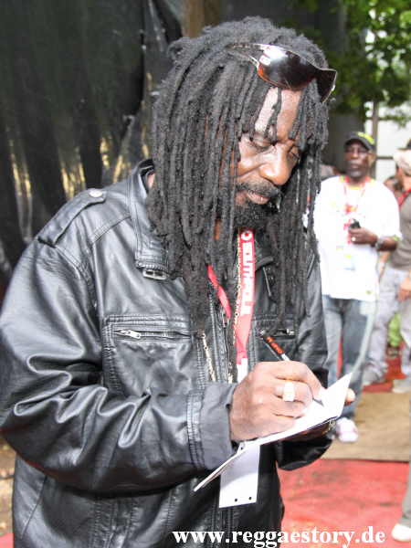 Cornel Campbell - Reggae Jam 2012