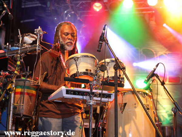 Black Soil Band bei Tarrus Riley - Reggae Jam 2012