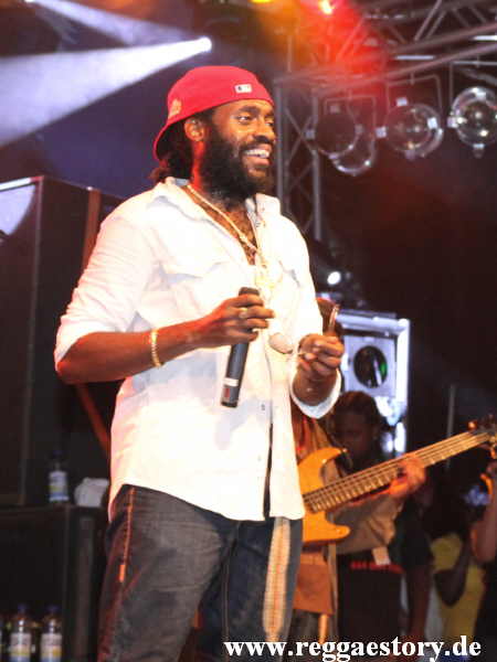 Tarrus Riley - Reggae Jam 2012