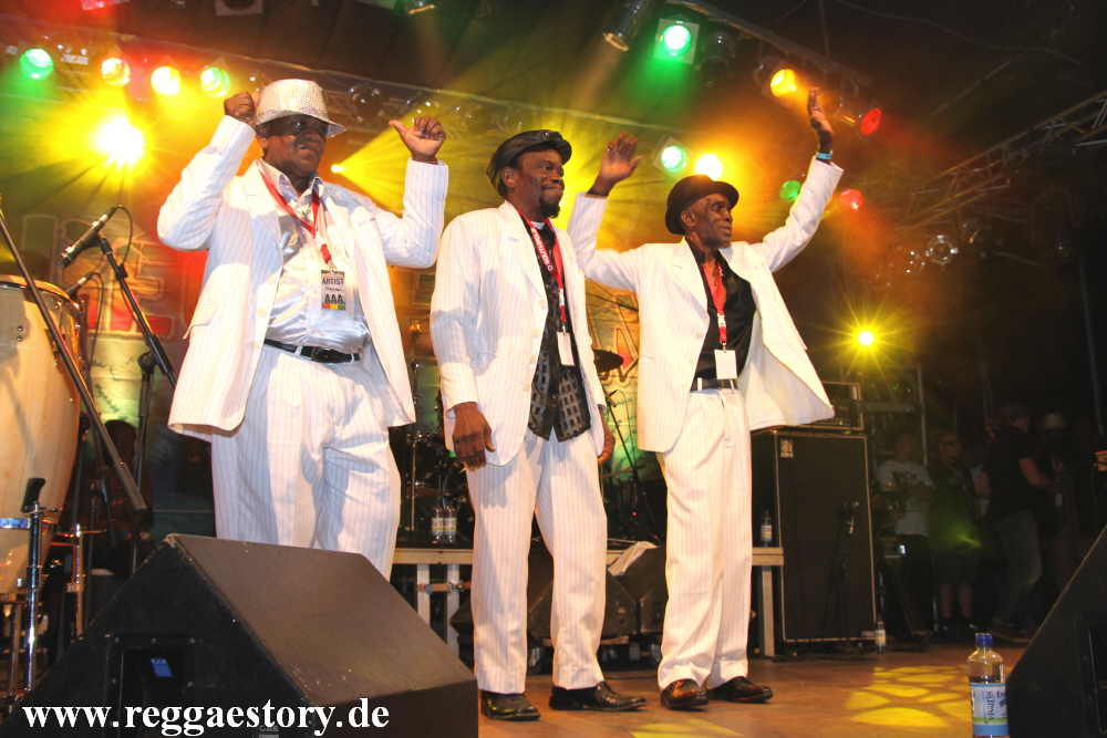 Silvertones - Reggae Jam 2012