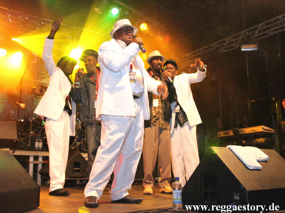 Silvertones & Jays - Reggae Jam 2012