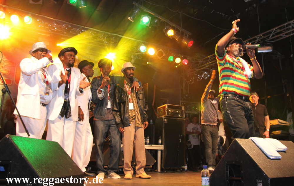 Silvertones & Jays & Johnny Osbourne - Reggae Jam 2012