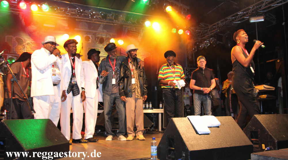 Silvertones & Jays & Johnny Osbourne & Keishera - Reggae Jam 2012