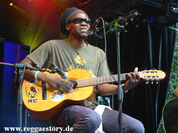 Ray Darwin - Reggae Jam 2012
