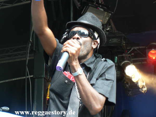 Meeks & Meeks - Reggae Jam 2012