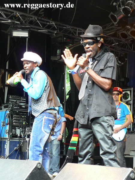 Meeks & Meeks - Reggae Jam 2012