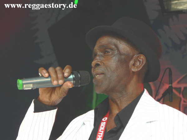 The Silvertones - Reggae Jam 2012