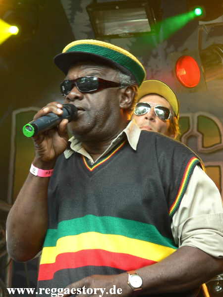 Mighty Diamonds - Reggae Jam 2012