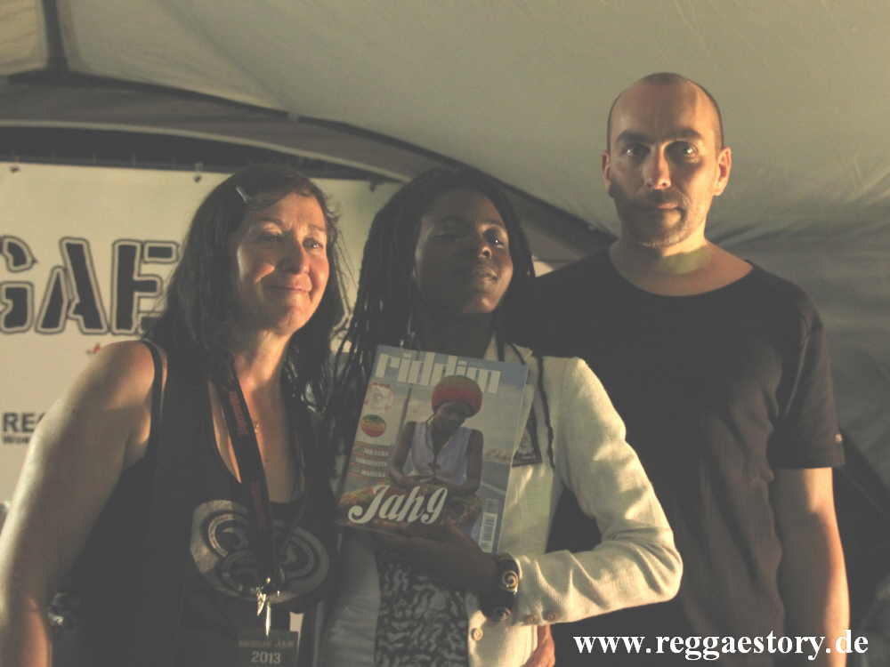 Jah9
