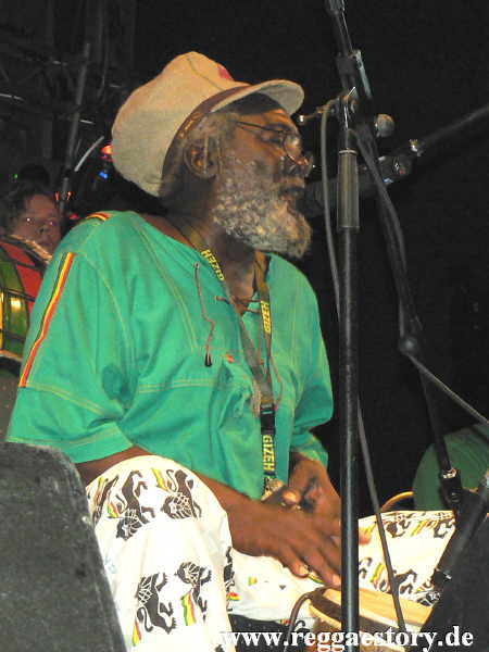 Jamaica Papa Curvin