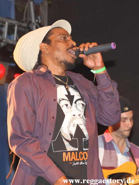 Earl 16