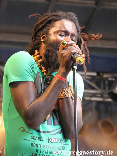 Jah Bouks
