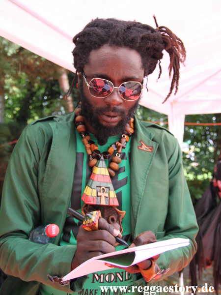 Jah Bouks