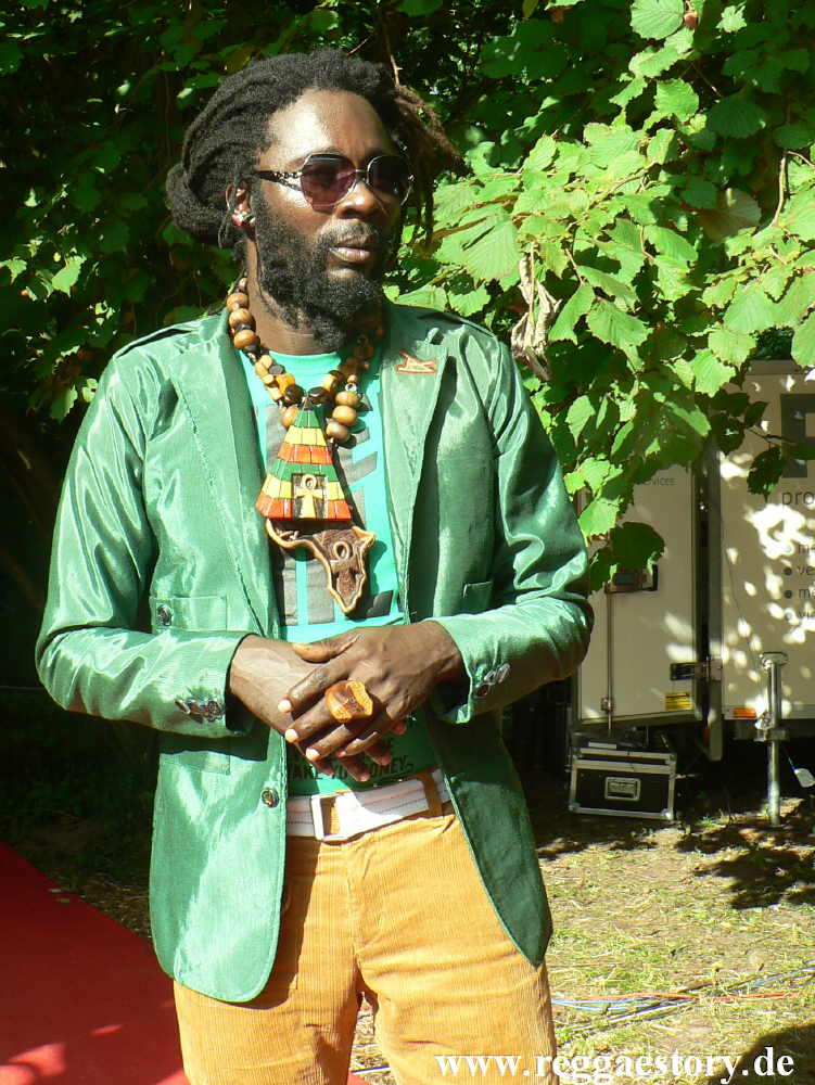Jah Bouks