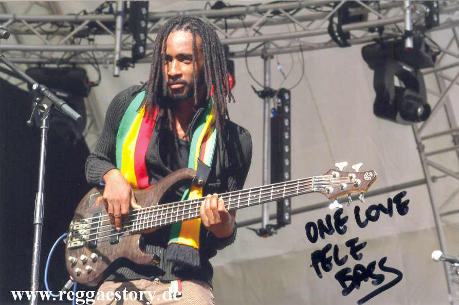 Raging Fyah - Pele