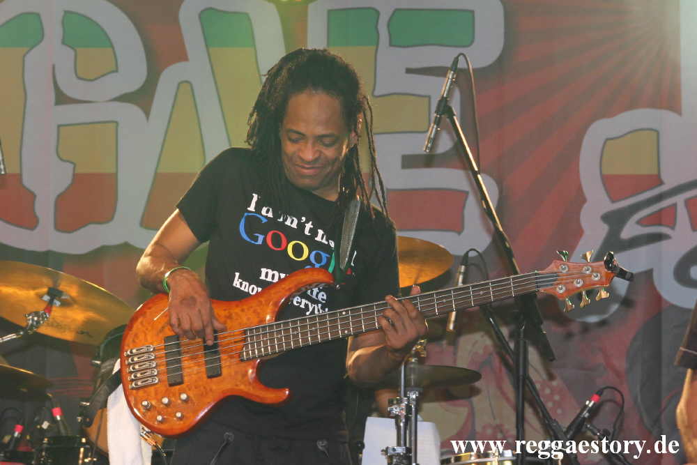 Suns Of Dub