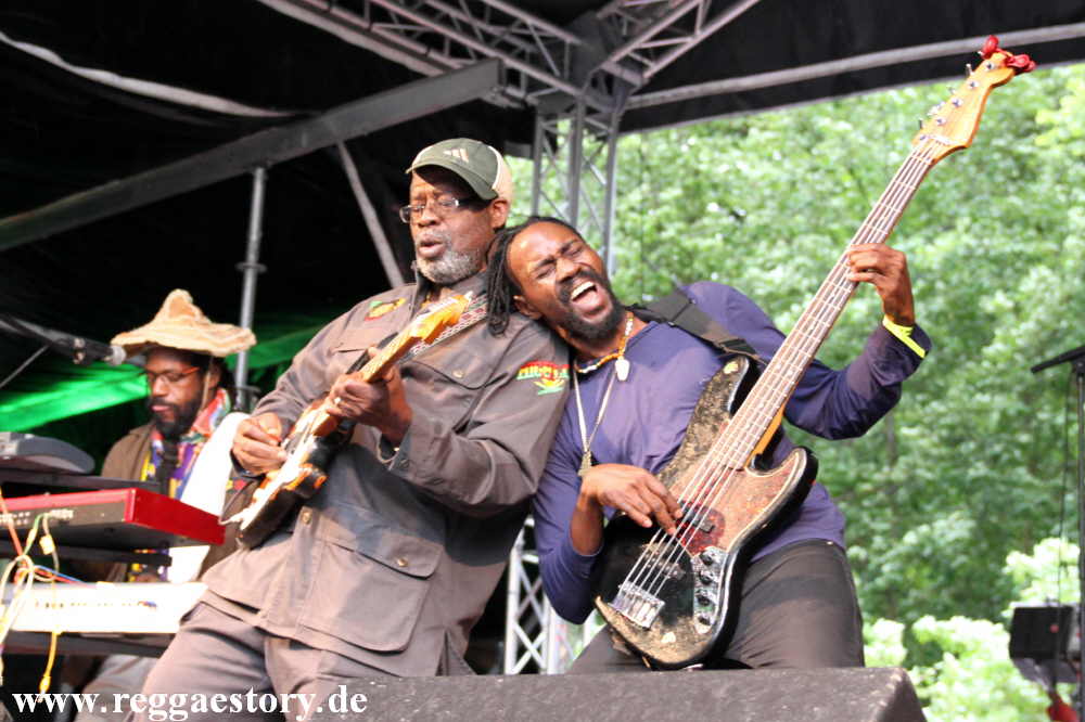 Uprising Roots