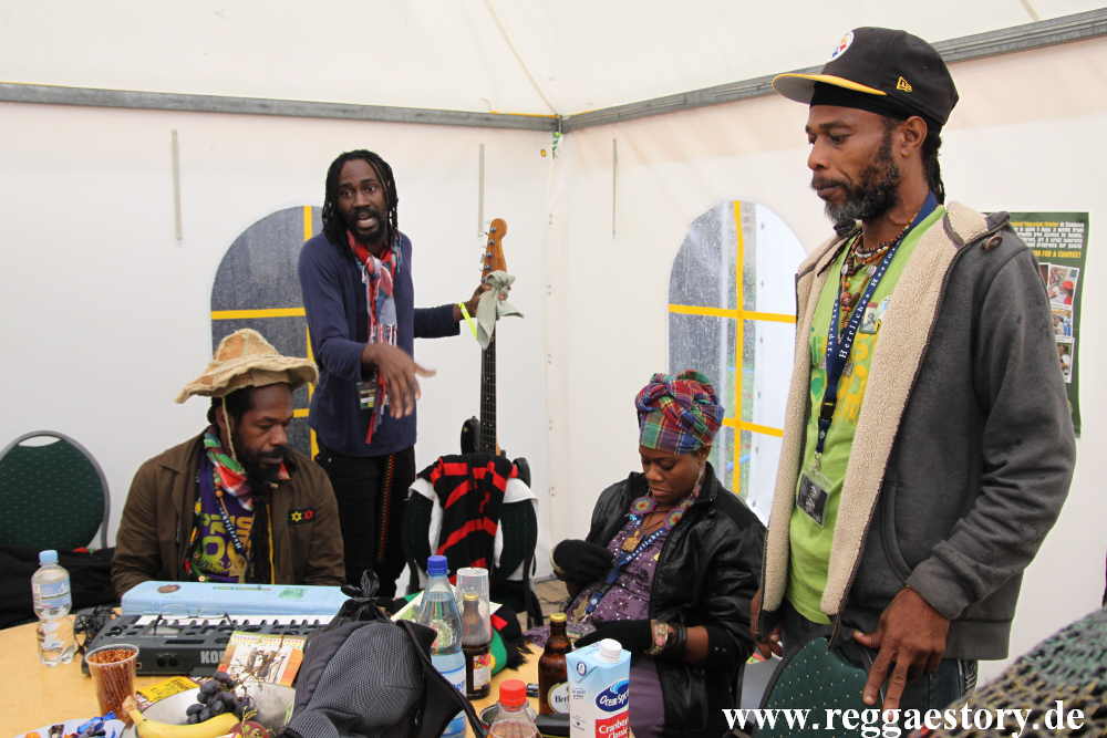 Uprising Roots