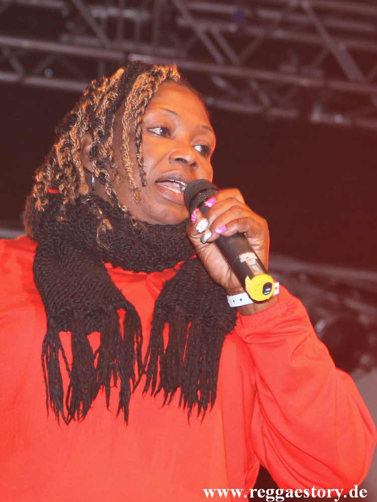 Lisa Dainjah