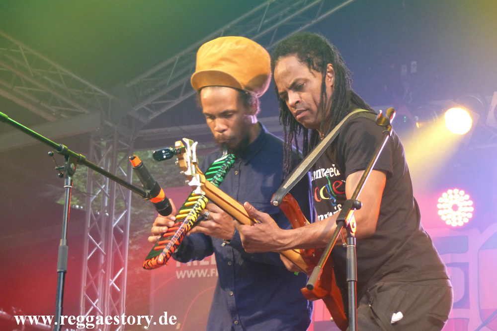 Addis Pablo & Suns Of Dub