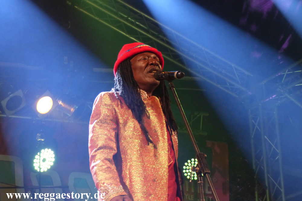 Alpha Blondy