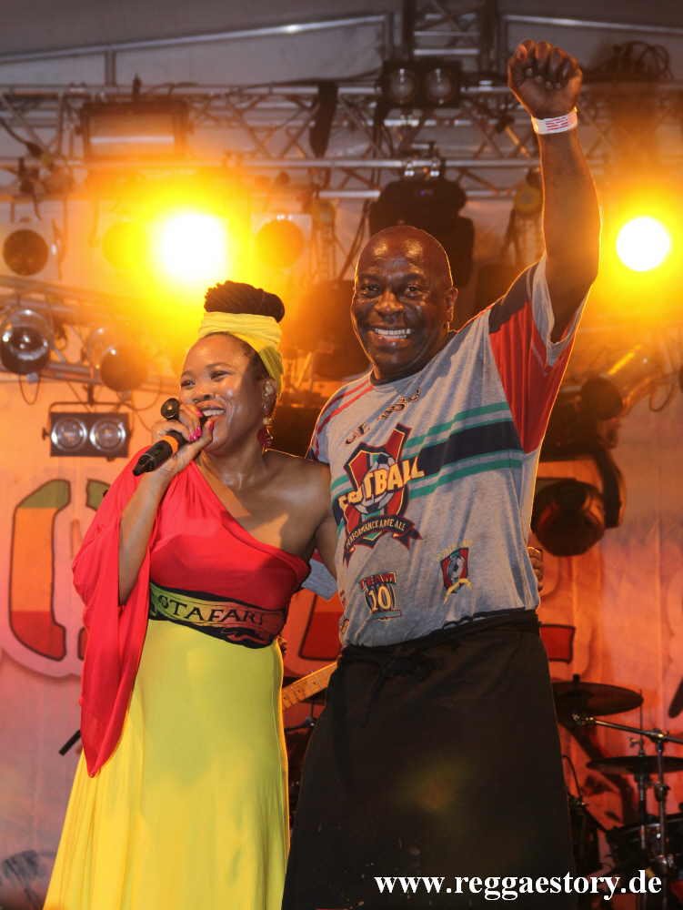 Queen Ifrica + YAAM Koch Ricky
