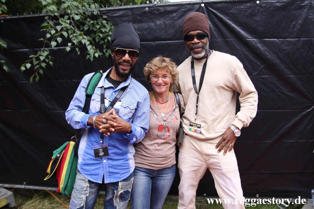 Tinga Stewart + Admiral Tibet