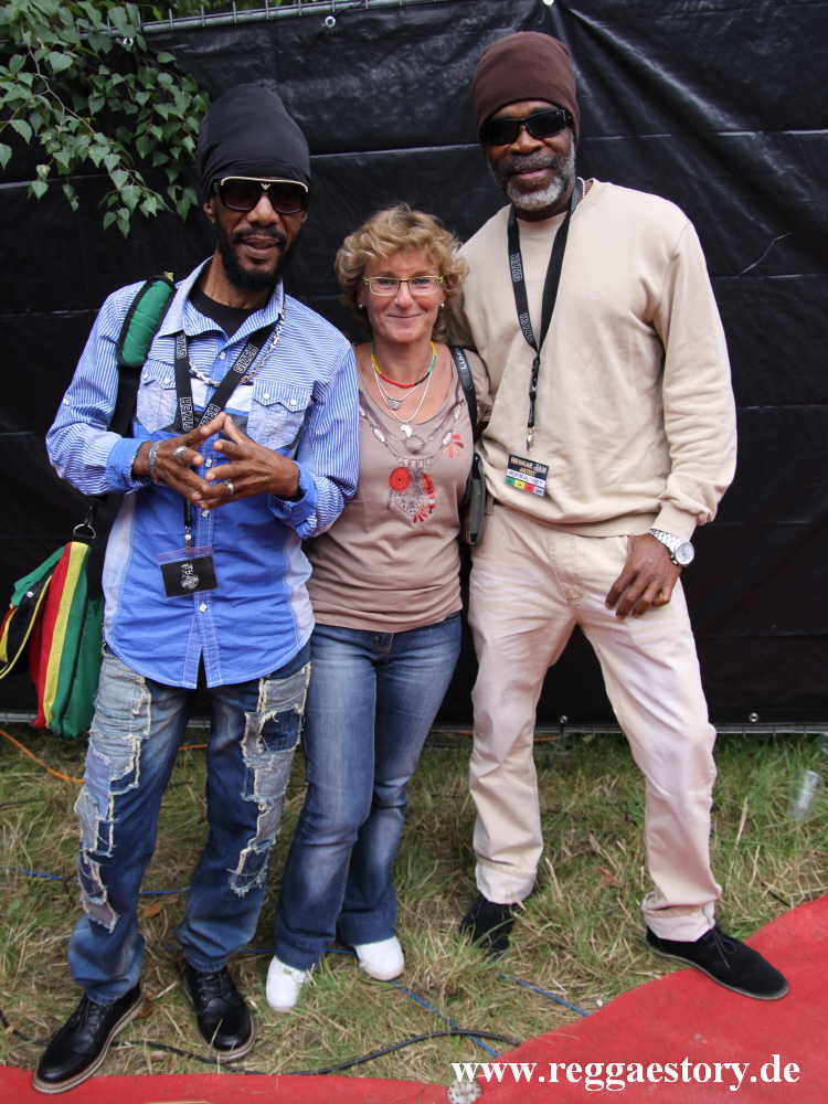Tinga Stewart + Admiral Tibet
