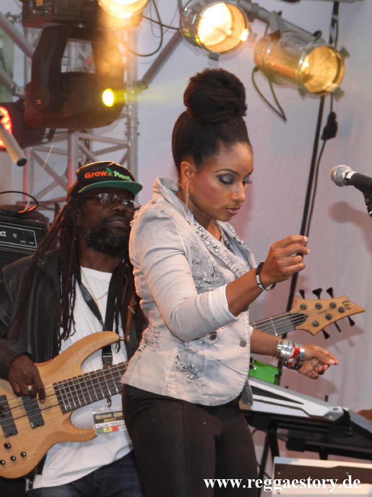 Bei Julian Marley