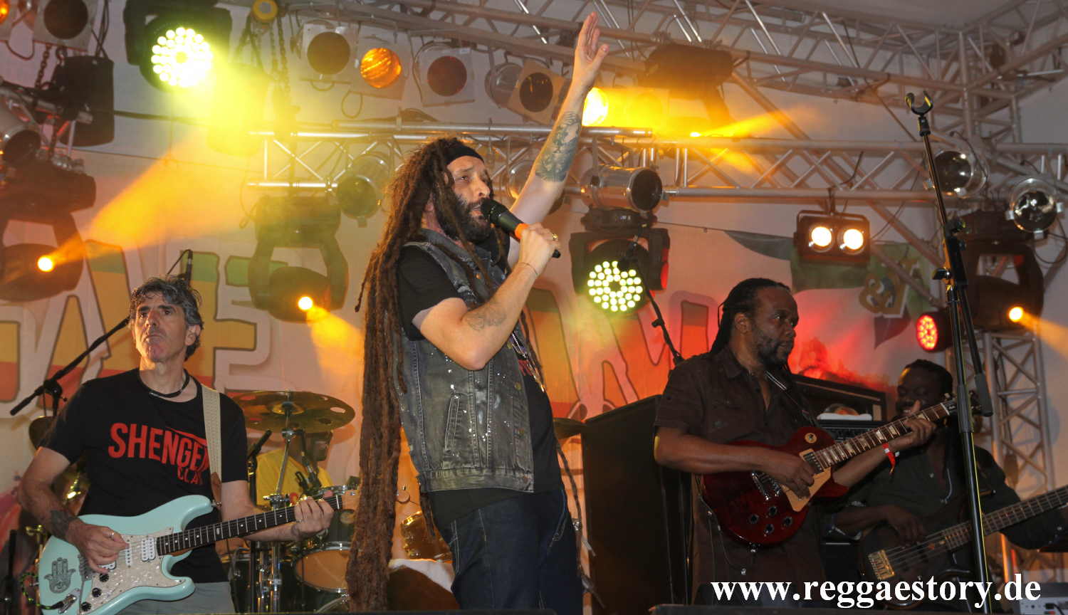 Alborosie