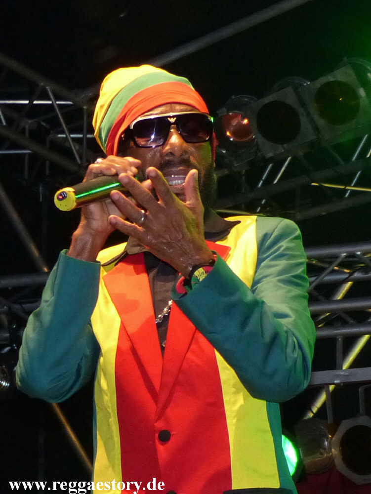 Tinga Stewart