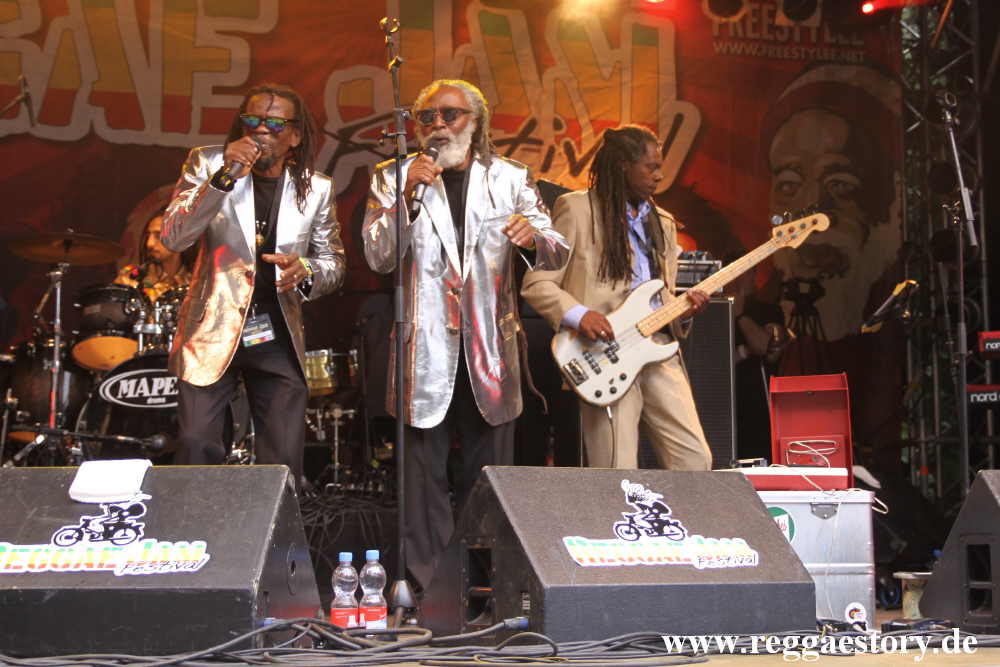 The Silvertones & Six Nation - Reggae Jam 2017