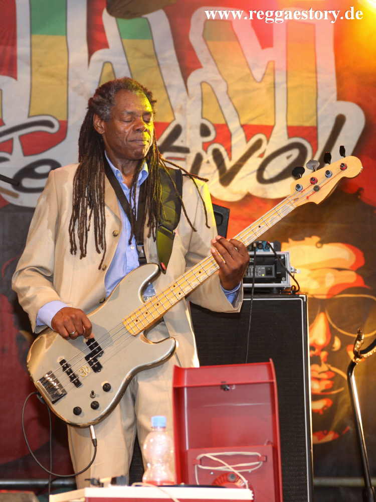 The Six Nation Band @ The Heptones