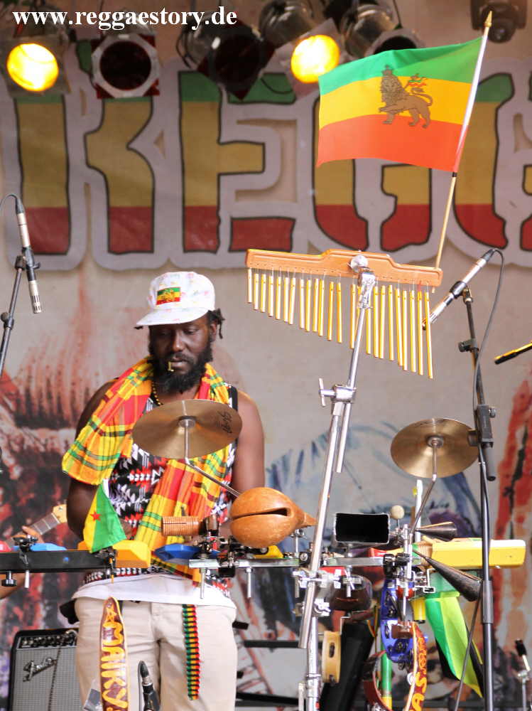 Jampara & The Batalion